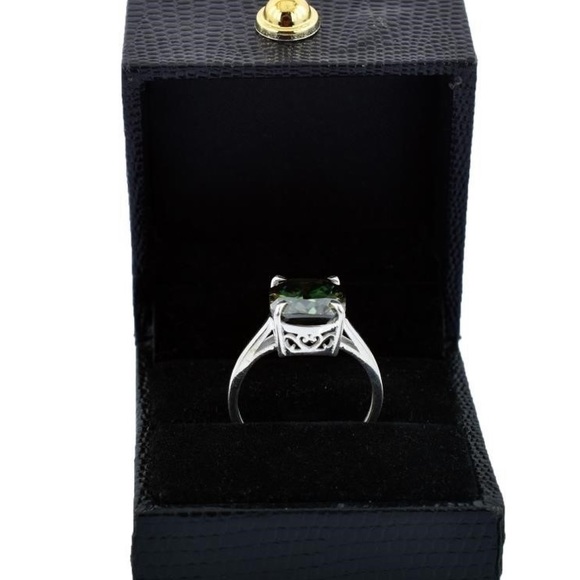 6 ct genuine fancy green moissanite diamond gem. Specialty lab created - Picture 2 of 5